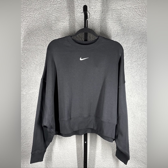 Nike Oversized Crewneck Sweatshirt Mod Crop Black Women’s Sz XL NWT - Picture 1 of 16